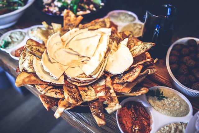food-lunch-mexican-nachos (1)